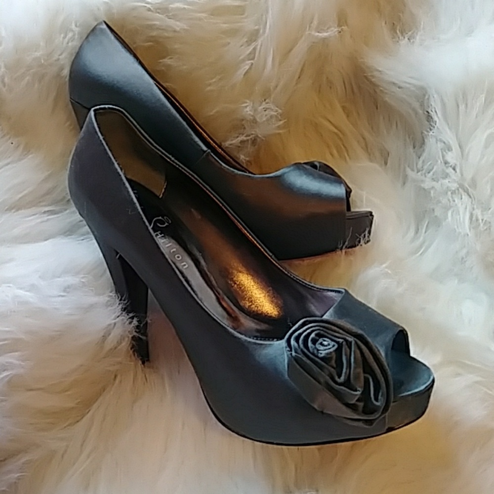Size 8.5 Paris Hilton Grey Satin Peep-Toe Heels